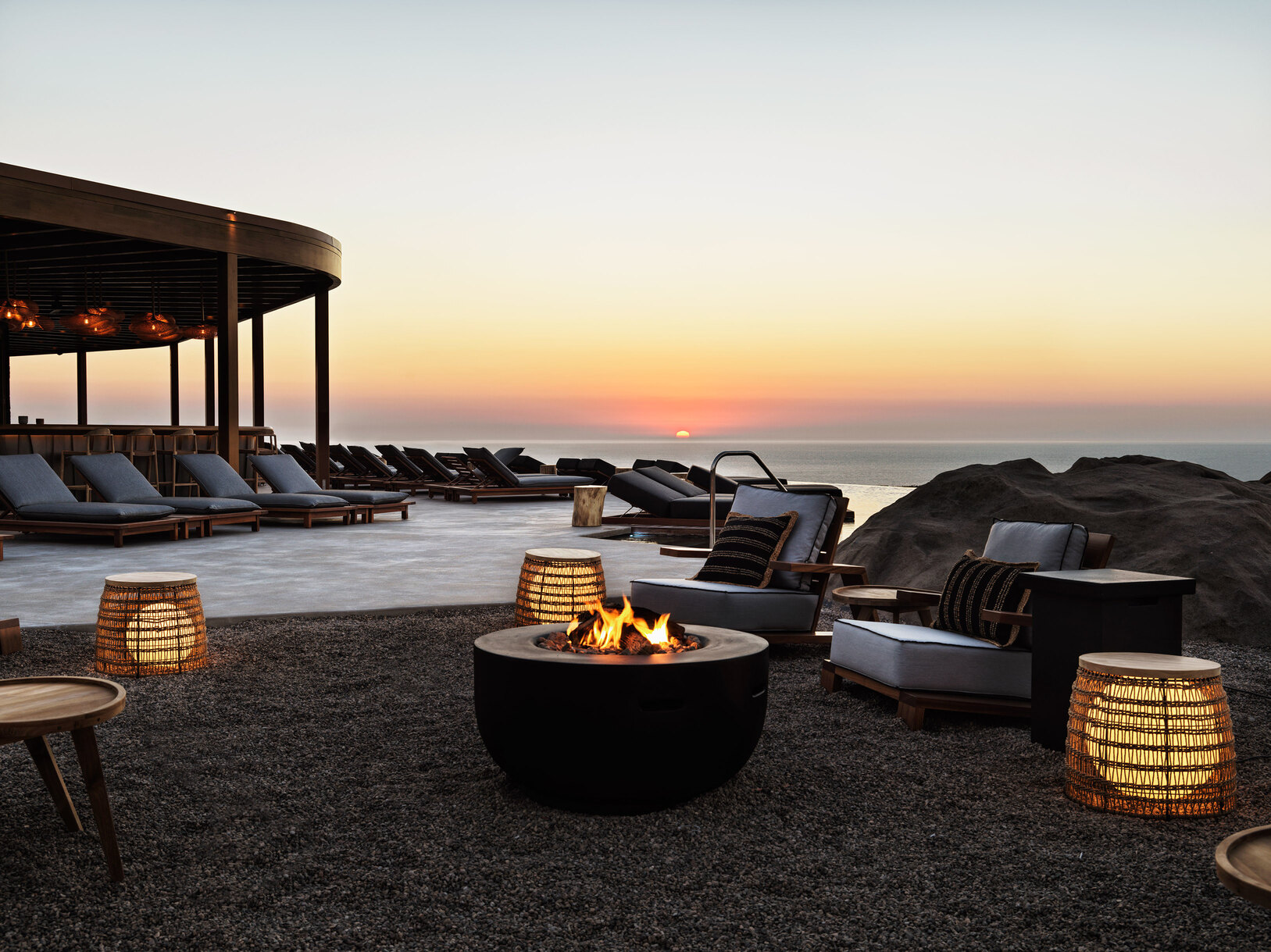 MAGMA RESORT SANTORINI